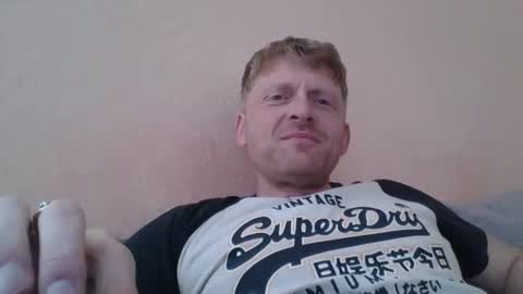 Snapshot of forgotten_lover chatting on September 29, 8:35 am forgotten_lover online show from September 29, 8:35 am