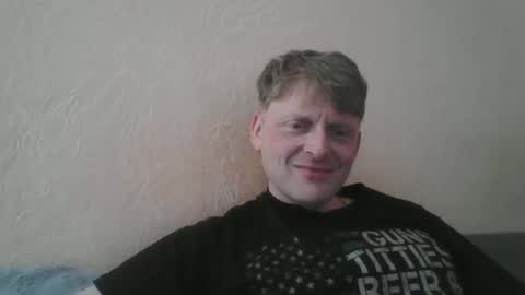 forgotten_lover online show from March 9, 10:31 am