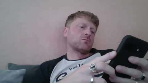 Snapshot of forgotten_lover chatting on October 10, 9:14 am forgotten_lover online show from October 10, 9:14 am