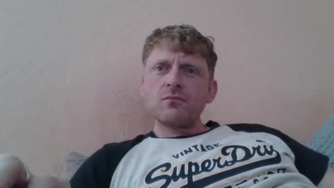 Snapshot of forgotten_lover chatting on October 17, 9:02 am forgotten_lover online show from October 17, 9:02 am