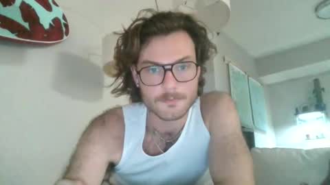 9inchOtter online show from March 17, 11:29 pm