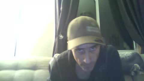 Snapshot of fouraide42 chatting on December 17, 2:44 am fouraide42 online show from December 17, 2:44 am