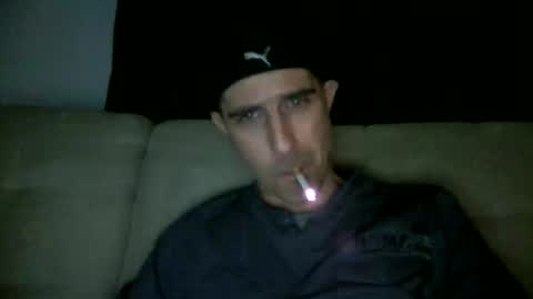 Snapshot of fouraide42 chatting on February 27, 12:30 am fouraide42 online show from February 27, 12:30 am