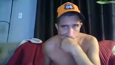 Snapshot of fouraide42 chatting on September 16, 1:50 am fouraide42 online show from September 16, 1:50 am