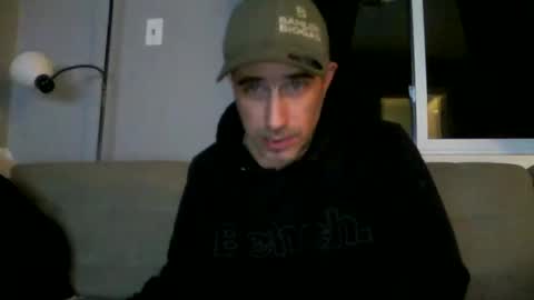 Snapshot of fouraide42 chatting on January 7, 1:50 am fouraide42 online show from January 7, 1:50 am