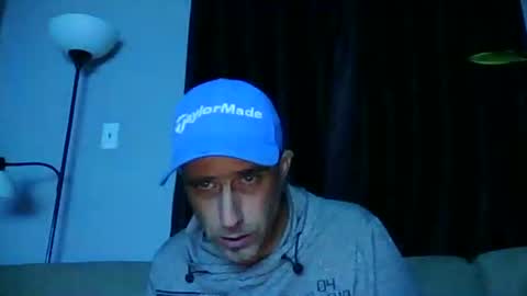 Snapshot of fouraide42 chatting on September 21, 3:28 am fouraide42 online show from September 21, 3:28 am