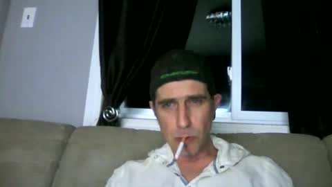 Snapshot of fouraide42 chatting on February 22, 5:55 am fouraide42 online show from February 22, 5:55 am