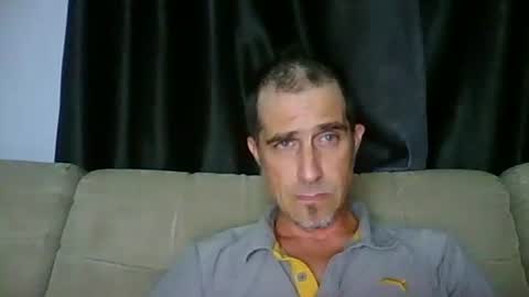 Snapshot of fouraide42 chatting on September 27, 3:26 am fouraide42 online show from September 27, 3:26 am