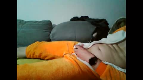 foxikxx69 online show from May 12, 2:31 am