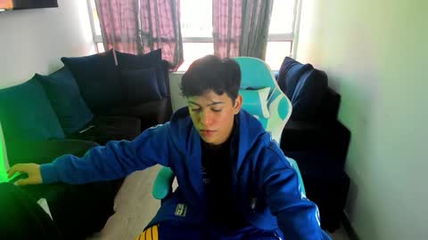 frank online show from January 12, 9:29 pm