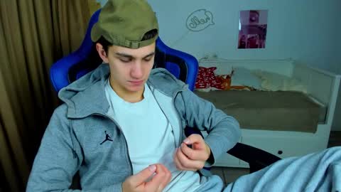 Frank online show from December 18, 4:30 am