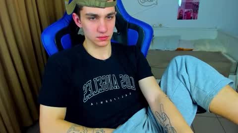 Frank online show from March 31, 4:58 am