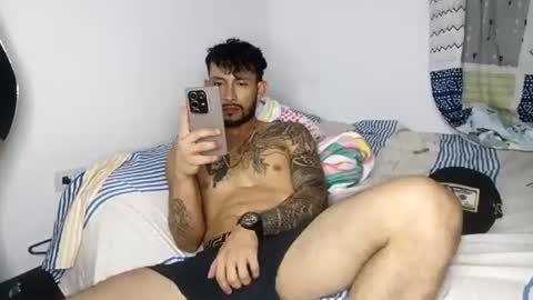 frankdanielsmolano online show from July 7, 6:47 am