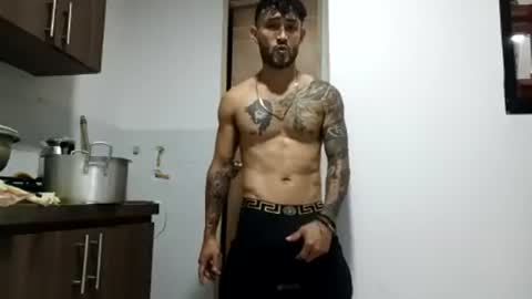 frankdanielsmolano online show from June 22, 3:01 am
