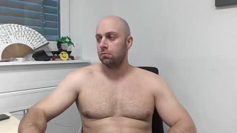 Snapshot of freddow chatting on January 6, 3:08 pm freddow online show from January 6, 3:08 pm