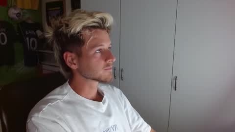 Frederick Perin online show from November 18, 9:39 pm