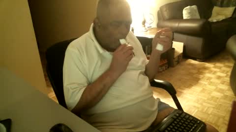 fredthetiger online show from July 22, 2:58 am