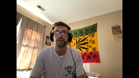 freezeskiii online show from November 3, 4:31 pm