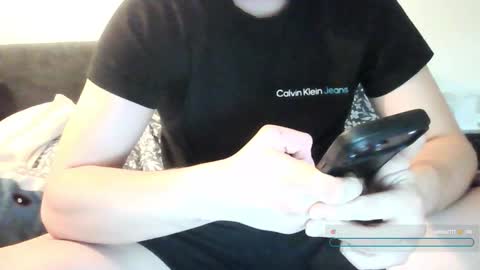 freklogas online show from March 3, 7:49 am