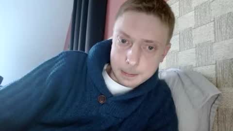 Snapshot of french59121 chatting on January 2, 2:35 pm Antoine online show from January 2, 2:35 pm