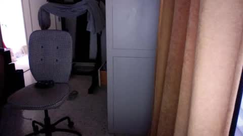 Snapshot of frenchie_bbc chatting on September 14, 8:49 am Trezaza online show from September 14, 8:49 am