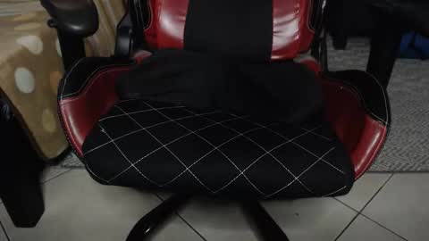 Snapshot of fresh18lovesgirls chatting on October 28, 10:56 pm fresh18lovesgirls online show from October 28, 10:56 pm