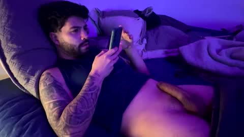 freshvibes55 online show from March 12, 8:55 am