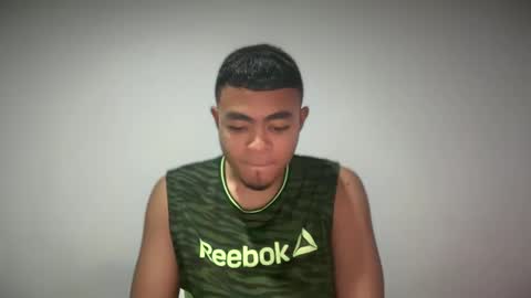 freyva_ online show from February 3, 5:18 am