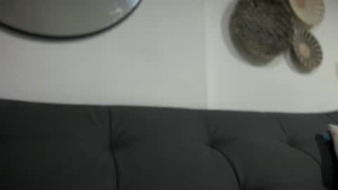 freyva_ online show from March 5, 5:18 am