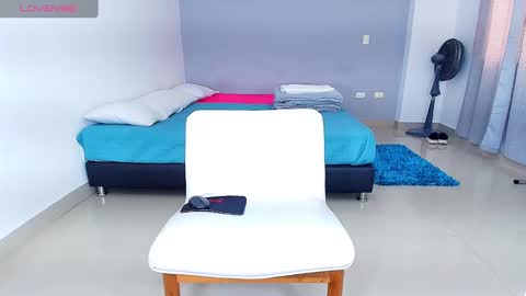 freyva_ online show from January 20, 6:53 pm