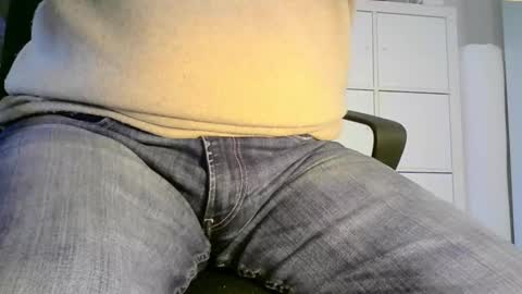 frider99 online show from March 12, 12:36 pm