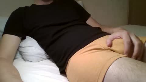 friendly_frank_18 online show from October 31, 1:07 am