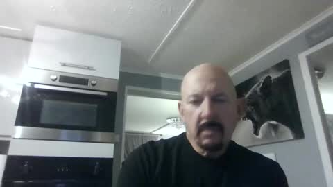 Snapshot of friskyneedsum chatting on January 27, 5:04 pm bob online show from January 27, 5:04 pm