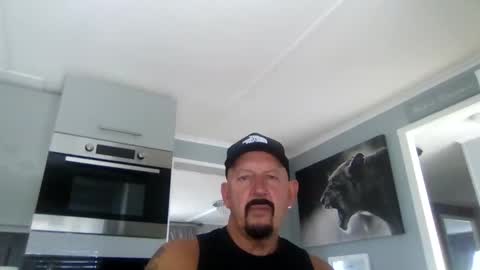 Snapshot of friskyneedsum chatting on September 15, 3:46 pm bob online show from September 15, 3:46 pm