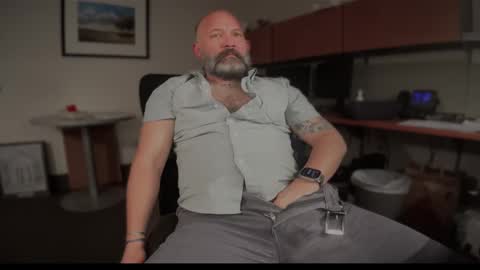 fuckadilf online show from February 24, 6:58 pm