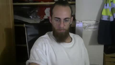 Snapshot of fuerte440 chatting on October 30, 2:40 pm fuerte440 online show from October 30, 2:40 pm