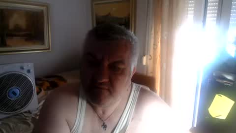 fukingcrazy online show from June 29, 10:15 am