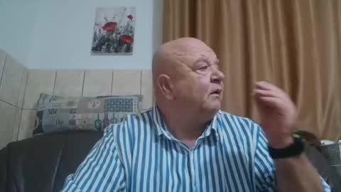 fullballs6 online show from December 20, 3:36 am