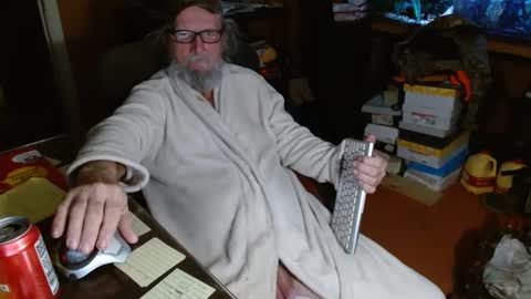 Snapshot of funmike2000 chatting on January 31, 11:56 am mike online show from January 31, 11:56 am