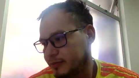 Snapshot of funnyboys18 chatting on September 9, 5:45 pm Zanty online show from September 9, 5:45 pm