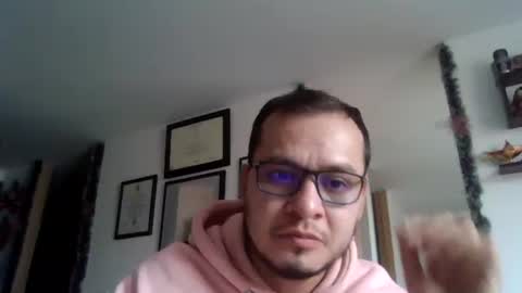 Snapshot of funnyboys18 chatting on December 27, 6:53 pm Zanty online show from December 27, 6:53 pm