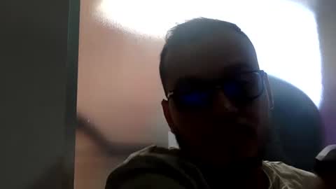 Snapshot of funnyboys18 chatting on January 21, 6:55 pm Zanty online show from January 21, 6:55 pm