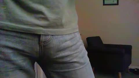 Snapshot of funslimguy chatting on January 17, 4:26 pm Funslimguy online show from January 17, 4:26 pm