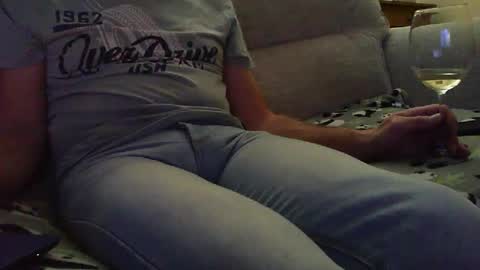 Snapshot of funslimguy chatting on January 19, 9:55 pm Funslimguy online show from January 19, 9:55 pm