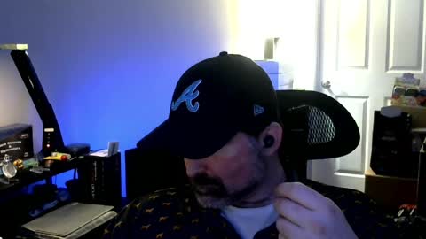 fuzz69_ online show from April 6, 7:31 am