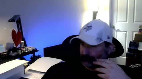 fuzz69_ online show from January 15, 5:04 pm