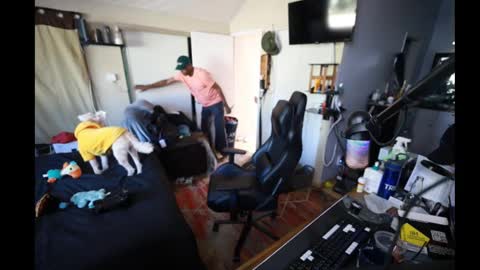 seldom seen online show from February 15, 6:55 pm