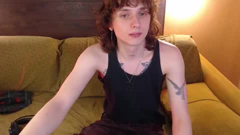 Ian online show from February 20, 6:19 am