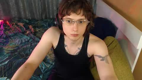 Ian online show from October 5, 10:25 pm