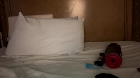 gabegonzo_1993 online show from August 6, 5:24 am
